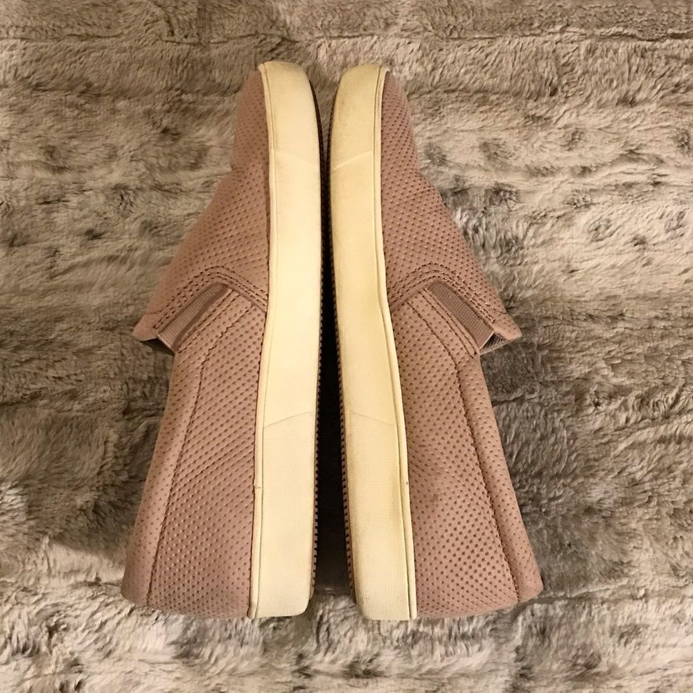 : : Naturalizer Fashion Comfort Leather Mesh Pattern Sneakers : - Picture 4 of 10